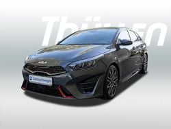 Grau Gebraucht 2024 Kia ProCeed GT Kleinwagen | 30.990 € (Fairer Preis)
