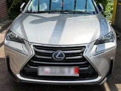 Gold Gebraucht 2016 Lexus NX300 SUV | 16.500 €