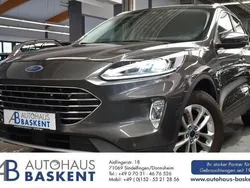 Grau Gebraucht 2021 Ford Kuga Titanium SUV | 23.890 € (Guter Preis)