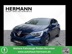Blau Gebraucht 2019 Renault Mégane GrandTour Life Kombi | 11.901 € (Etwas zu teuer)