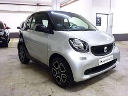 Schwarzsilber Gebraucht 2018 Smart ForTwo Coupé Coupé | 12.990 € (Etwas zu teuer)