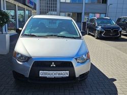 Silber Gebraucht 2010 Mitsubishi Colt Inform Limousine | 3.500 € (Teuer)