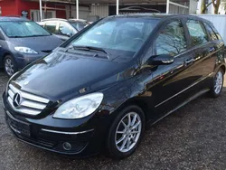 Schwarz Gebraucht 2007 Mercedes B150 Van / Kleinbus | 4.450 € (Fairer Preis)