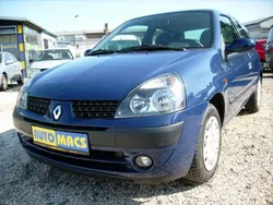 Blau Gebraucht 2002 Renault Clio II Limousine | 2.395 € (Fairer Preis)
