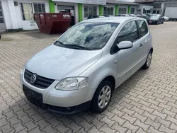 Silber Gebraucht 2009 VW Fox Refresh Kleinwagen | 2.500 € (Fairer Preis)