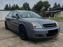 Grau Gebraucht 2002 Opel Vectra Limousine | 600 € (Superpreis)