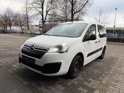 Blau Gebraucht 2017 Citroën Berlingo SELECTION Van / Kleinbus | 4.750 € (Etwas zu teuer)