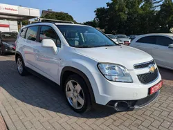 Schneeweiss/summitwhite/arctic Gebraucht 2012 Chevrolet Orlando LTZ Van / Kleinbus | 10.990 € (Etwas zu teuer)