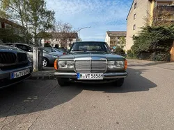Grün Gebraucht 1983 Mercedes 250 Limousine | 7.699 €