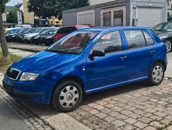 Blau Gebraucht 2002 Skoda Fabia Classic Limousine | 790 € (Guter Preis)
