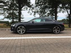 Schwarz Gebraucht 2012 Audi RS5 Sport Coupé | 19.950 € (Fairer Preis)