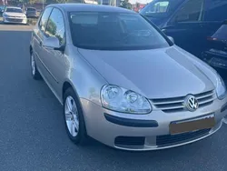 Silber Gebraucht 2004 VW Golf V Limousine | 4.222 € (Fairer Preis)