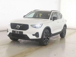 Crystal white pearl (metallic) Gebraucht 2024 Volvo XC40 Business Edition SUV | 39.790 € (Etwas zu teuer)
