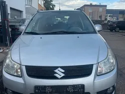 Grau Gebraucht 2007 Suzuki SX4 SUV | 2.000 € (Fairer Preis)