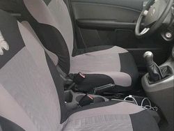 Grau Gebraucht 2006 Ford Focus Limousine | 2.000 € (Fairer Preis)