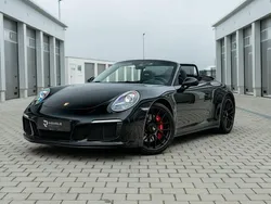 Porsche 911 Carrera 4 GTS