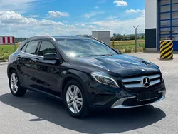Schwarz Gebraucht 2014 Mercedes GLA200 SUV | 15.790 € (Fairer Preis)