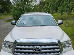 Weiß Gebraucht 2010 Toyota Sequoia SUV | 29.900 €