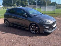 Grau Gebraucht 2019 Ford Fiesta ST Kleinwagen | 13.000 € (Guter Preis)