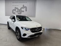 Polarweiss Gebraucht 2023 Mercedes GLC220 SUV | 38.990 €