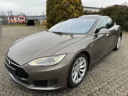Gold Gebraucht 2015 Tesla Model S Limousine | 15.990 € (Superpreis)