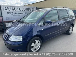 Blau Gebraucht 2002 VW Sharan Van / Kleinbus | 6.000 €