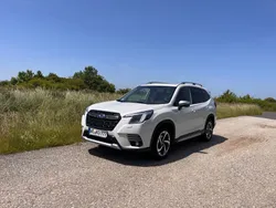 Weiß Gebraucht 2023 Subaru Forester Platinum SUV | 33.690 € (Fairer Preis)