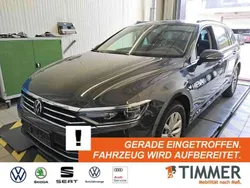 Grau Gebraucht 2022 VW Passat Business Kombi | 28.380 € (Etwas zu teuer)