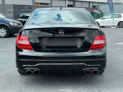 Schwarz Gebraucht 2011 Mercedes C220 Avantgarde Limousine | 8.750 € (Etwas zu teuer)