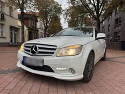 Weiß Gebraucht 2008 Mercedes C220 Avantgarde Kombi | 5.000 € (Fairer Preis)