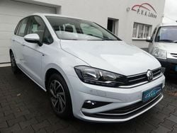 Silber Gebraucht 2018 VW Golf Sportsvan Join Van / Kleinbus | 14.950 € (Teuer)
