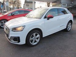 Ibisweiss Gebraucht 2017 Audi Q2 Sport SUV | 15.990 € (Fairer Preis)