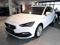 Weiß Gebraucht 2021 Seat Leon XCELLENCE Limousine | 13.890 € (Superpreis)