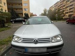 Silber Gebraucht 2002 VW Golf IV Limousine | 800 € (Superpreis)