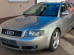 Silber Gebraucht 2003 Audi A4 Kombi | 3.600 € (Fairer Preis)
