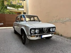 Weiß Gebraucht 1977 Alfa Romeo Giulia Super Limousine | 23.000 €