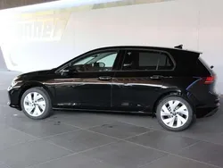 Grenadillschwarzmetallic Neu 2025 VW Golf VIII Life Limousine | 26.880 € (Fairer Preis)