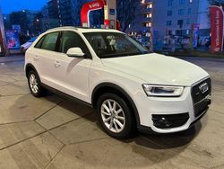 Weiß Gebraucht 2012 Audi Q3 SUV | 10.900 € (Guter Preis)