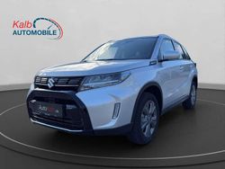 Silky silver metallic Neu 2025 Suzuki Vitara Comfort SUV | 26.222 € (Fairer Preis)