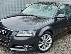 Grau Gebraucht 2011 Audi A3 Sportback Ambition Limousine | 9.790 € (Fairer Preis)