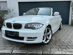 Weiß Gebraucht 2009 BMW 125 Cabriolet M Sport Cabrio | 12.990 €
