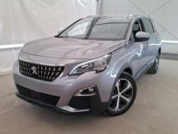 Grau Gebraucht 2020 Peugeot 5008 Van / Kleinbus | 14.280 € (Fairer Preis)