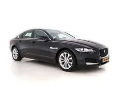 Schwarz Gebraucht 2017 Jaguar XF Portfolio Limousine | 13.445 € (Superpreis)