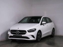 Weiß Gebraucht 2024 Mercedes B200 Progressive Van / Kleinbus | 32.580 € (Fairer Preis)