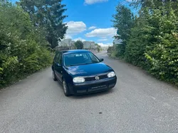 Blau Gebraucht 1999 VW Golf IV Kleinwagen | 2.099 €