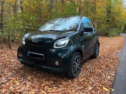 Grün Gebraucht 2022 Smart ForTwo Electric Drive Kleinwagen | 15.900 € (Fairer Preis)