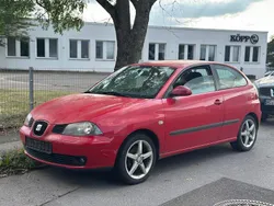 Rot Gebraucht 2005 Seat Ibiza Limousine | 990 € (Superpreis)