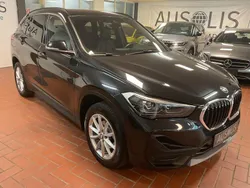 Schwarz (metallic) Gebraucht 2021 BMW X1 Advantage SUV | 19.489 € (Guter Preis)