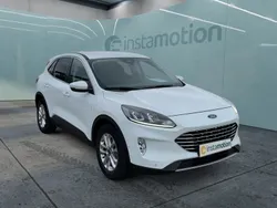 Weiß Gebraucht 2021 Ford Kuga Titanium SUV | 19.990 € (Superpreis)