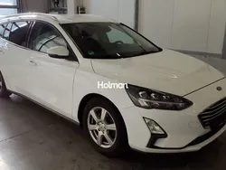 Weiß Gebraucht 2020 Ford Focus Titanium Limousine | 8.628 € (Fairer Preis)
